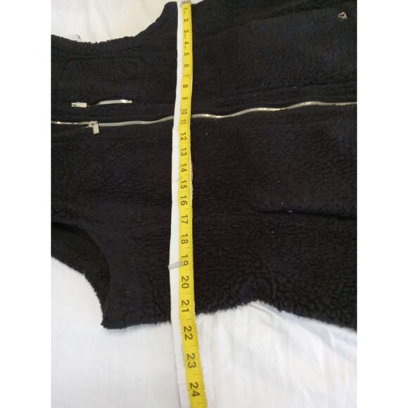 CALVIN KLEIN Women's XL Faux Sherpa Vest Solid Black Pockets Zip Front Fleece - Picture 6 of 9